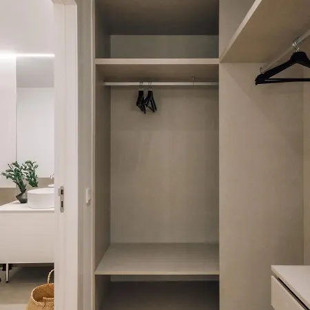 Berlengas - 2 Bedroom And Parking In Arroios *