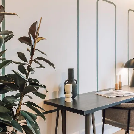 Berlengas - 2 Bedroom And Parking In Arroios Apartman