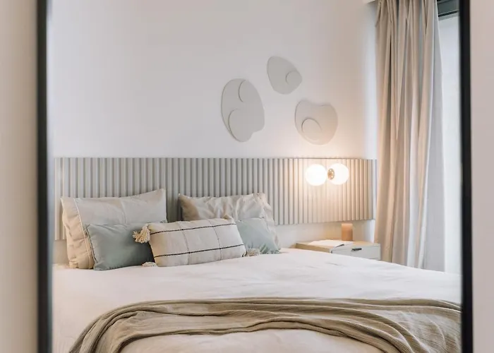 Apartamento Berlengas - 2 Bedroom And Parking In Arroios