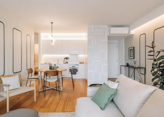 Berlengas - 2 Bedroom And Parking In Arroios * 리스본